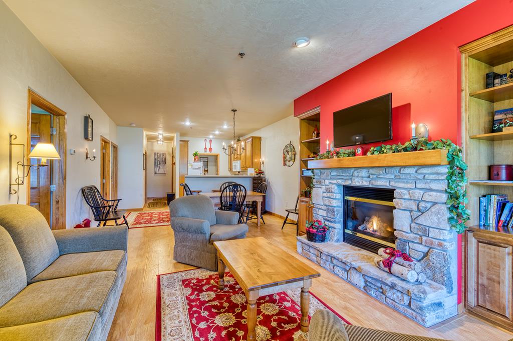 10569 Cut Stone Ct, Sister Bay, Wisconsin 54234, 2 Bedrooms Bedrooms, ,2 BathroomsBathrooms,Inland Residential Condo Community,For Sale,Cut Stone Ct,138647