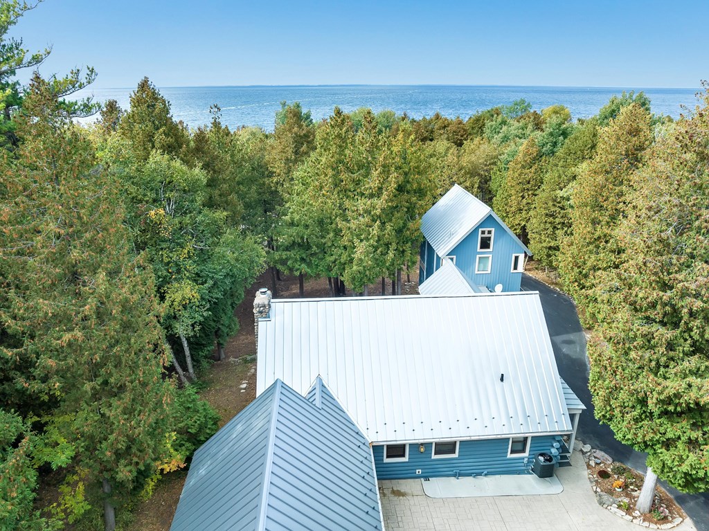5010 Bay Shore Dr, Sturgeon Bay, Wisconsin 54235, 3 Bedrooms Bedrooms, ,2 BathroomsBathrooms,Waterfront Residential,For Sale,Bay Shore Dr,141095