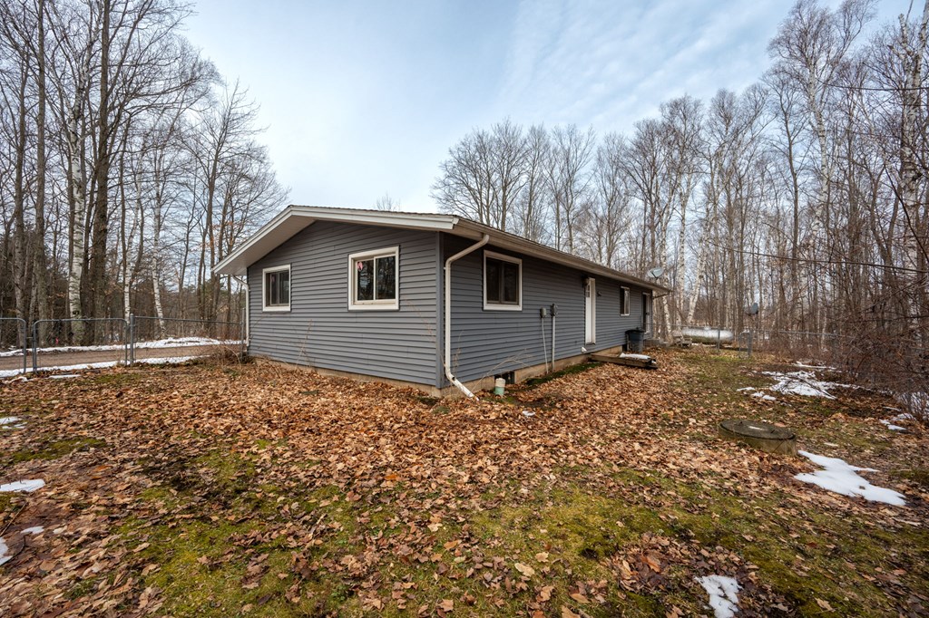 8994 S Highland Rd, Fish Creek, Wisconsin 54212, 3 Bedrooms Bedrooms, ,2 BathroomsBathrooms,Inland Residential,For Sale,S Highland Rd,141365