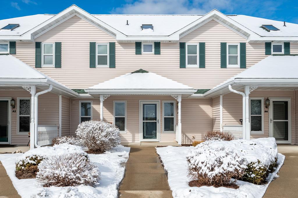 2210 Mill Rd, Sister Bay, Wisconsin 54234, 2 Bedrooms Bedrooms, ,2 BathroomsBathrooms,Inland Residential Condo Community,For Sale,Mill Rd,141382