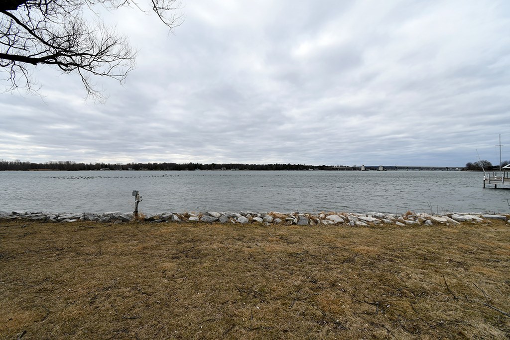 1241 Cove Rd, Sturgeon Bay, Wisconsin 54235, 4 Bedrooms Bedrooms, ,4 BathroomsBathrooms,Waterfront Residential,For Sale,Cove Rd,141492