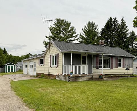 621 S 15th Ave, Sturgeon Bay, Wisconsin 54235, 3 Bedrooms Bedrooms, ,2 BathroomsBathrooms,Inland Residential,For Sale,S 15th Ave,141856