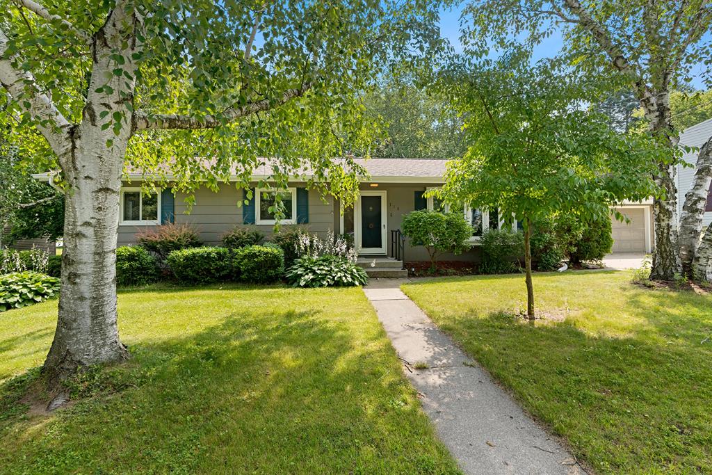 318 S Hudson Ave, Sturgeon Bay, Wisconsin 54235, 4 Bedrooms Bedrooms, ,2 BathroomsBathrooms,Inland Residential,For Sale,S Hudson Ave,142953